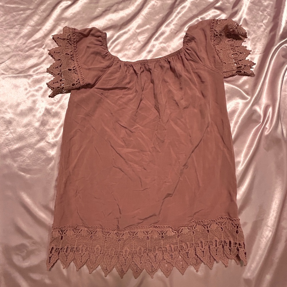 Iris Mauve Lace Accent Blouse